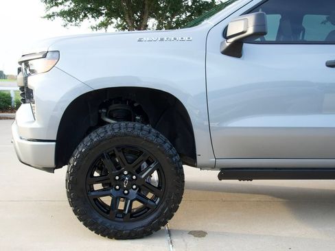 Used 2026 Chevrolet Silverado 1500 Custom RWD image 5