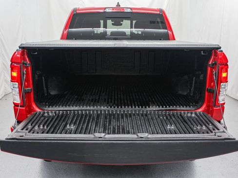 Used 2020 RAM 1500 Big Horn AWD/4WD image 19