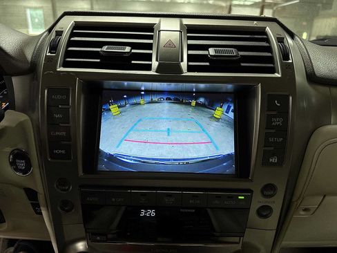 Used 2019 Lexus GX 460 Premium w/ Premium Package AWD/4WD image 26