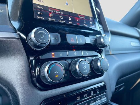 Used 2019 RAM 3500 Big Horn image 16