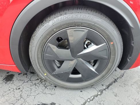 New 2026 Toyota Prius Plug-In Hybrid image 8