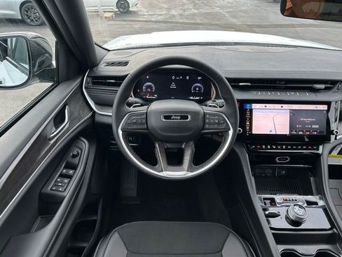 New 2026 Jeep Grand Cherokee 4WD image 26