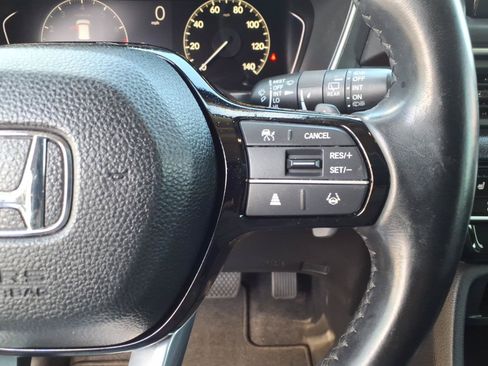 Used 2023 Honda Pilot EX-L image 32