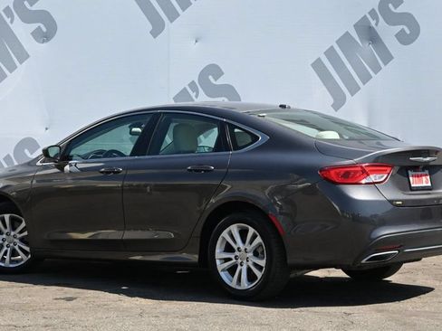Used 2015 Chrysler 200 Limited w/ Convenience Group FWD image 7