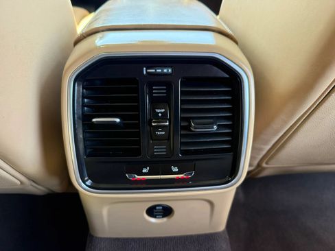 Used 2018 Porsche Macan S AWD/4WD image 25