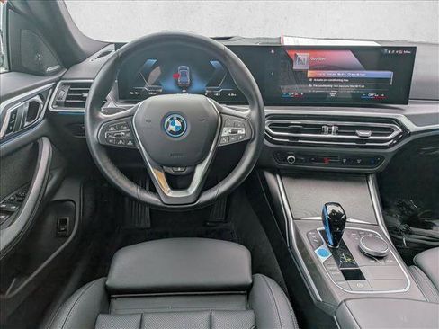 Used 2023 BMW i4 eDrive35 RWD image 17