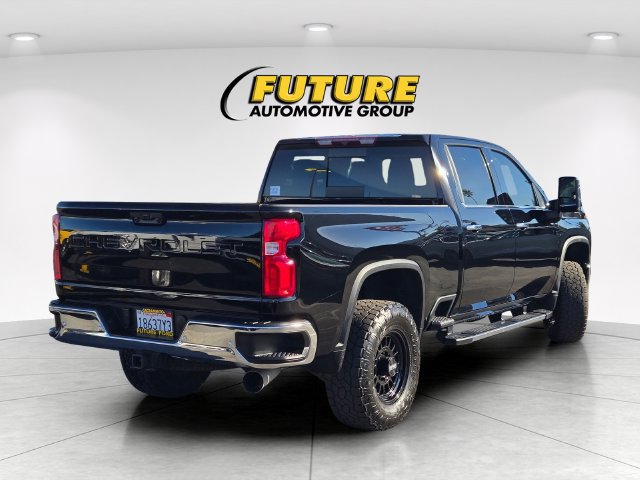 Used 2024 Chevrolet Silverado 2500 LTZ w/ LTZ Plus Package AWD/4WD image 4