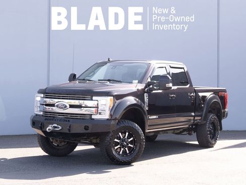Used 2019 Ford F350 Lariat w/ Lariat Ultimate Package AWD/4WD image 1