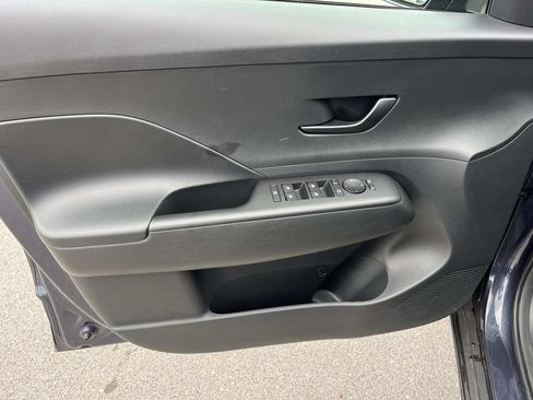 Used 2024 Hyundai Kona SEL AWD/4WD image 25
