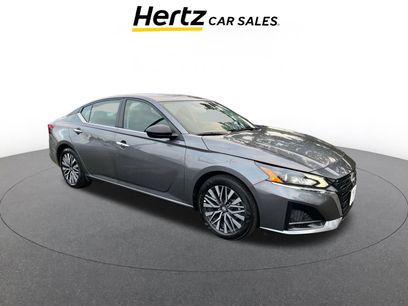Used 2025 Nissan Altima 2.5 SV
