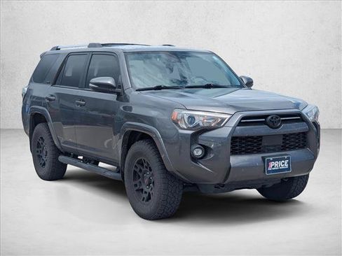 Used 2022 Toyota 4Runner SR5 Premium w/ Moonroof Package RWD image 2
