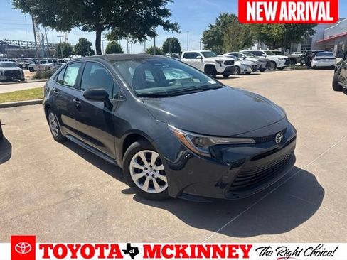 Used 2026 Toyota Corolla LE FWD image 1