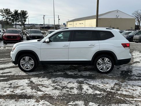 Used 2019 Volkswagen Atlas SE w/ Panoramic Sunroof Package image 5