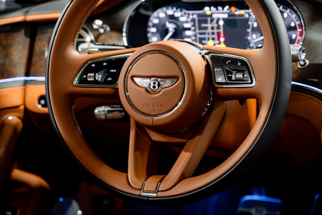 Used 2023 Bentley Flying Spur W12 AWD/4WD image 48