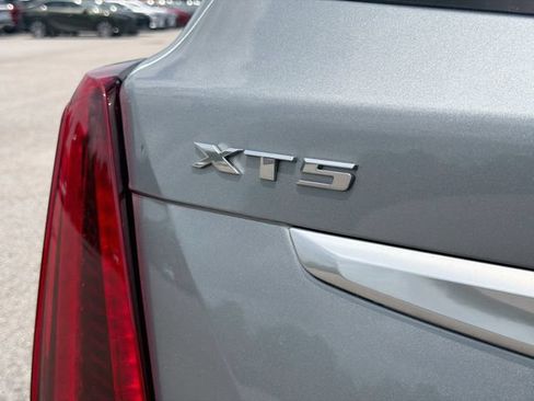Used 2023 Cadillac XT5 Premium Luxury w/ Technology Package FWD image 46