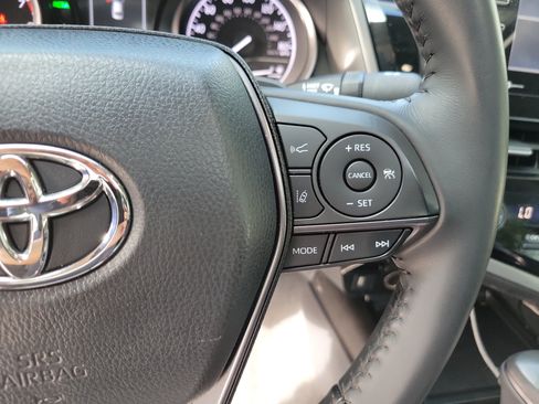 Used 2024 Toyota Camry SE w/ Convenience Package FWD image 27