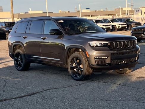 New 2025 Jeep Grand Cherokee L Limited w/ Black Appearance Package image 1