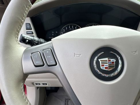 Used 2005 Cadillac XLR RWD image 17