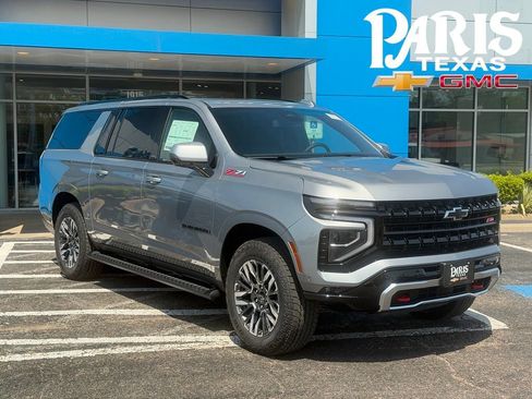 New 2026 Chevrolet Suburban Z71 w/ Z71 Off-Road Package AWD/4WD image 1