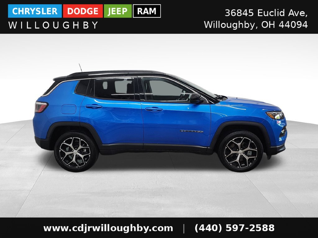 Used 2024 Jeep Compass Limited AWD/4WD image 4