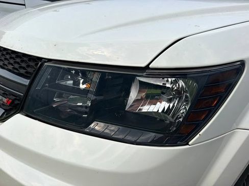 Used 2017 Dodge Journey SE w/ Flexible Seating Group FWD image 8