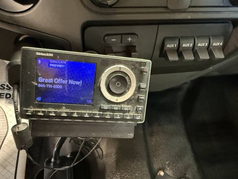 Used 2012 Ford F250 XL w/ PWR Equipment Group AWD/4WD image 19