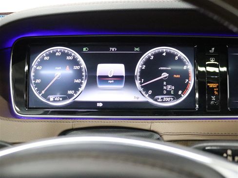 Used 2015 Mercedes-Benz S 550 4MATIC Sedan image 36