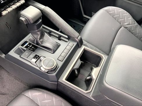 New 2026 Toyota Tacoma SR5 AWD/4WD image 7