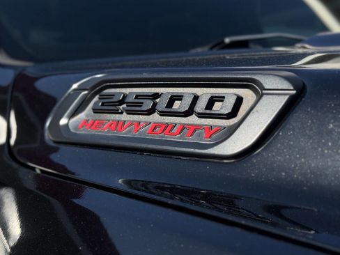 Used 2020 RAM 2500 Laramie AWD/4WD image 9