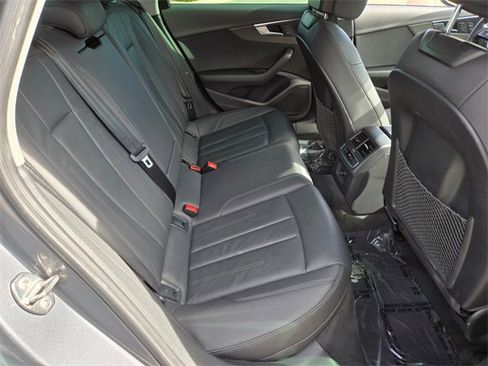 Used 2019 Audi A4 2.0T Premium image 19