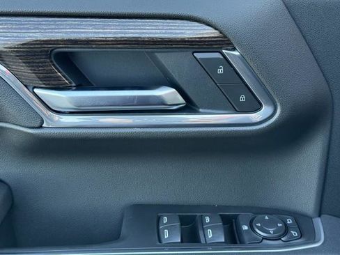 New 2026 GMC Sierra 1500 SLE w/ Preferred Package image 22