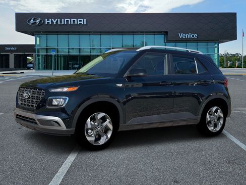 New 2026 Hyundai Venue SEL FWD image 21