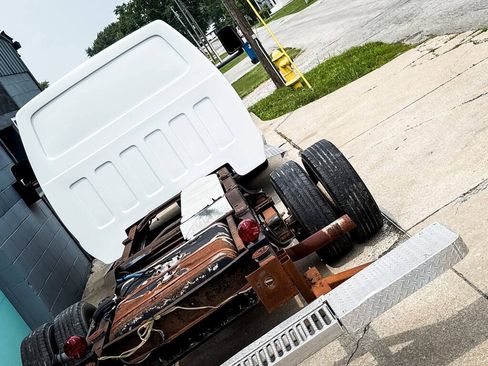 Used 2003 Ford E-450 and Econoline 450 RWD image 13
