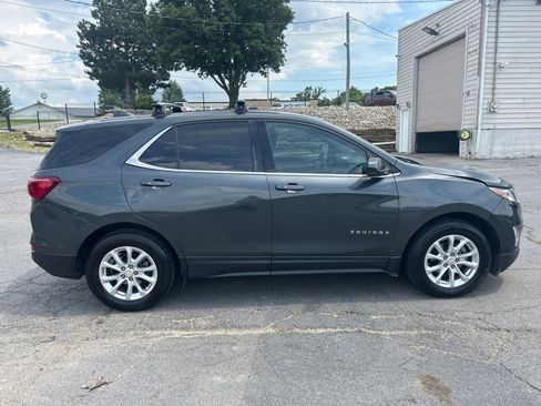 Used 2018 Chevrolet Equinox LT FWD image 5