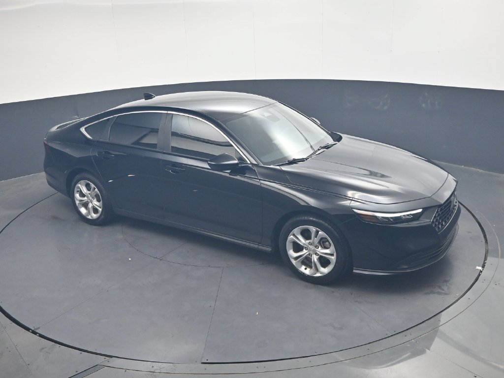 Used 2023 Honda Accord LX image 17
