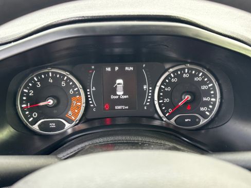 Used 2021 Jeep Renegade Sport image 17