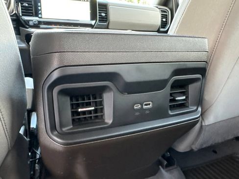 Used 2023 Chevrolet Silverado 1500 LT AWD/4WD image 38