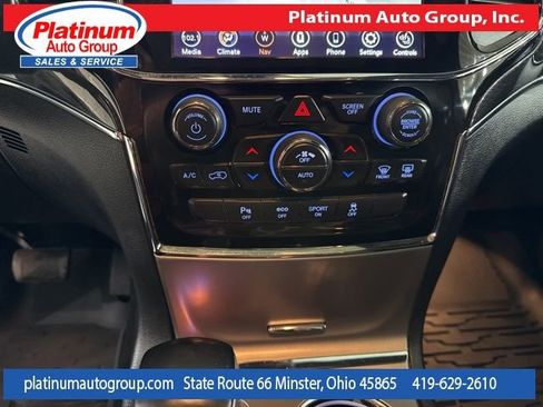 Used 2021 Jeep Grand Cherokee Trailhawk w/ Trailhawk Luxury Group AWD/4WD image 21
