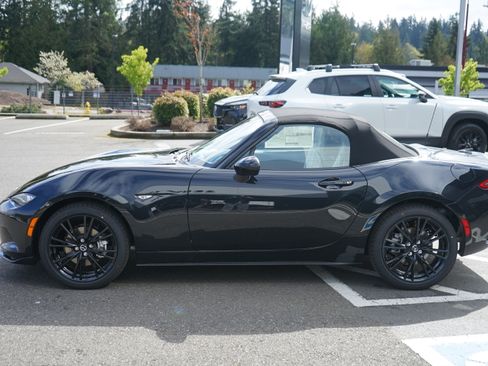 New 2026 MAZDA MX-5 Miata Club RWD image 6