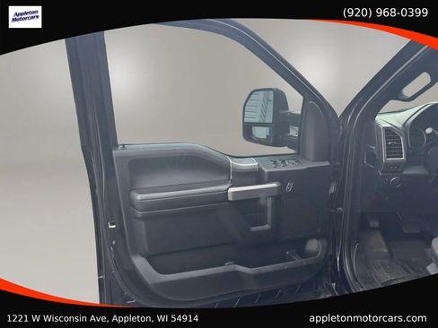 Used 2017 Ford F150 XLT w/ Equipment Group 302A Luxury AWD/4WD image 21
