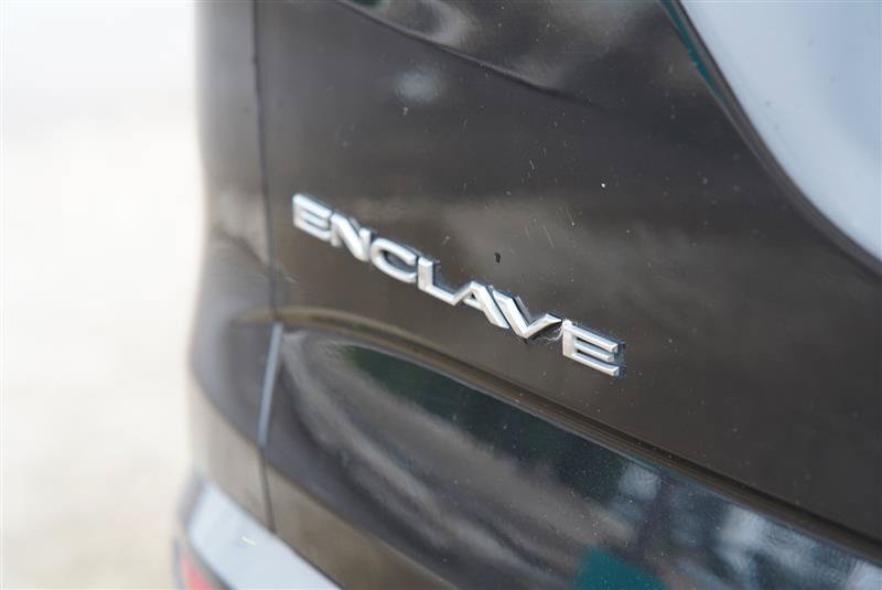 Used 2020 Buick Enclave Essence FWD image 32