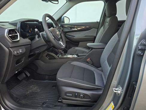 New 2025 Chevrolet TrailBlazer LT w/ Convenience Package image 23