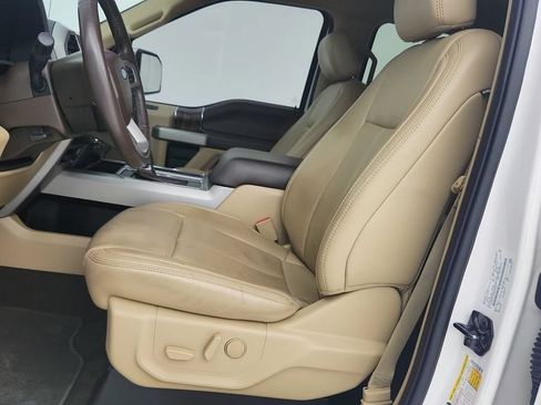 Used 2019 Ford F150 Lariat RWD image 17