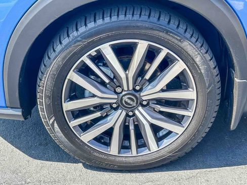 Certified 2023 Nissan Kicks SV FWD image 11