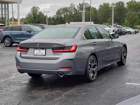 New 2025 BMW 330i xDrive Sedan w/ Premium Package image 4