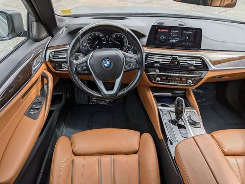 Used 2017 BMW 540i image 13