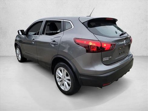 Used 2017 Nissan Rogue Sport S w/ S Appearance Package image 7