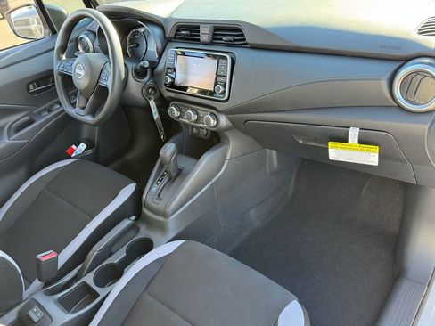 Used 2025 Nissan Versa S image 21