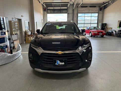 Used 2020 Chevrolet Blazer LT FWD image 3