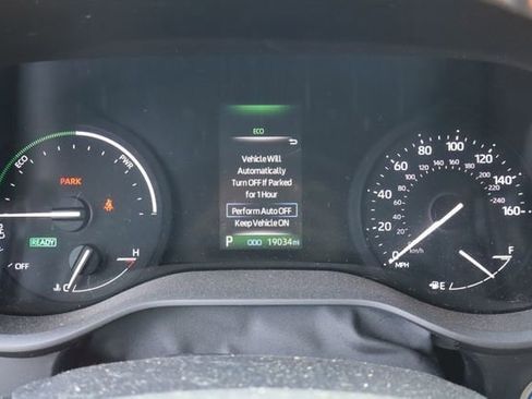 Used 2023 Toyota Sienna XSE w/ XSE Plus Package FWD image 10